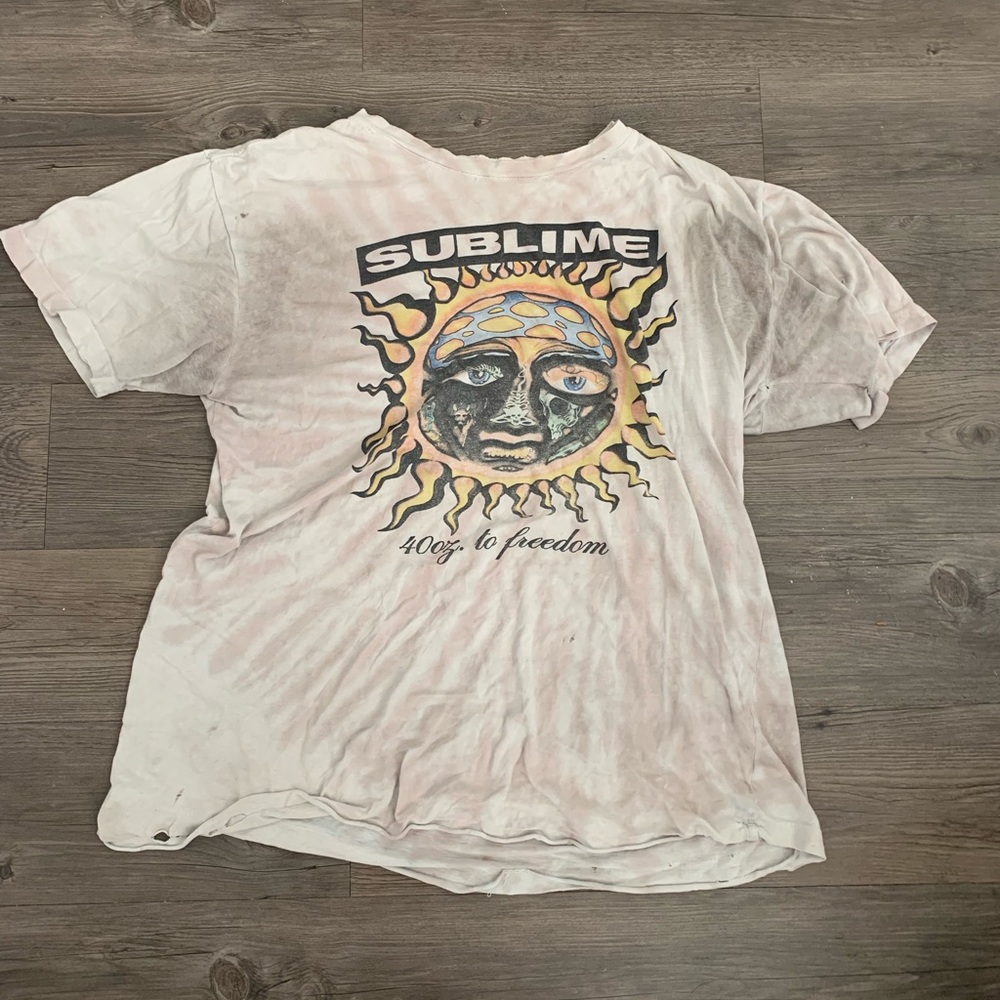 XL sublime 40 oz of freedom shirt   Slight tie dye
